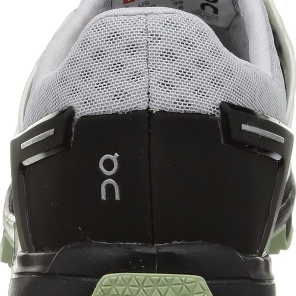 EUC On Running Cloudventure Peak 2.0 Trail Running Shoes - Picture 3 of 8